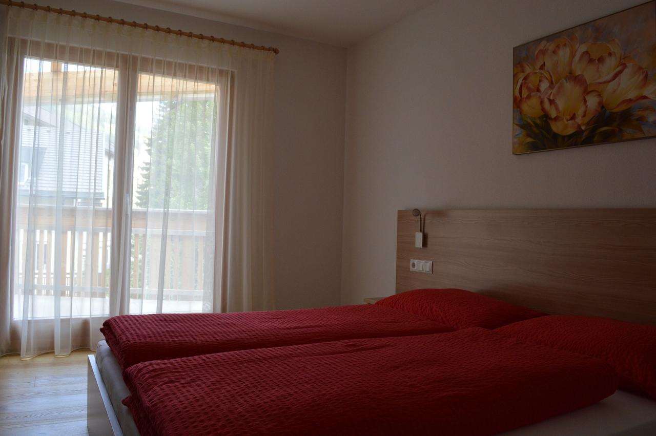 Apartments Bachmann San Candido Exterior foto